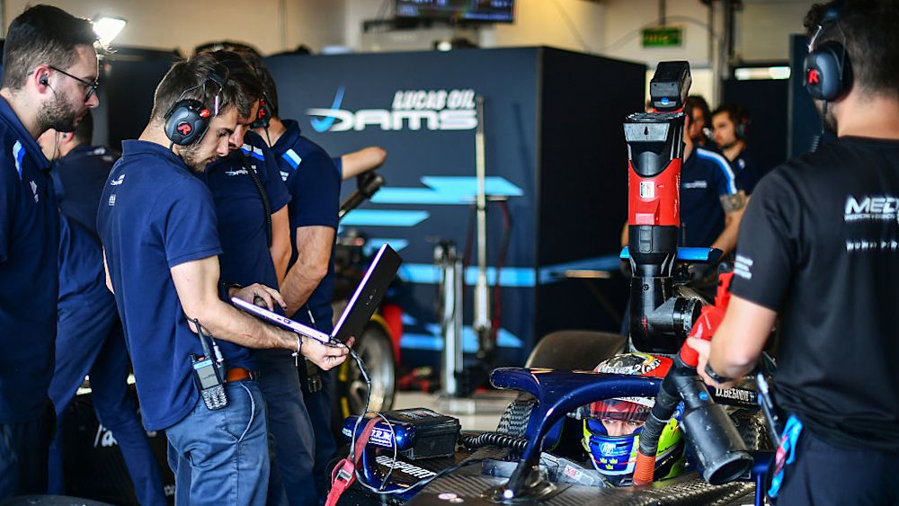 Beganovic is focusing on building his relationship with DAMS back up ahead of the 2026 season