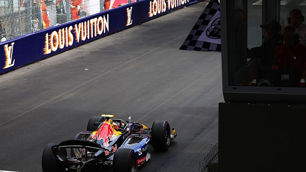 Tsolov sealed victory in the Monte Carlo Feature Race for Campos Racing