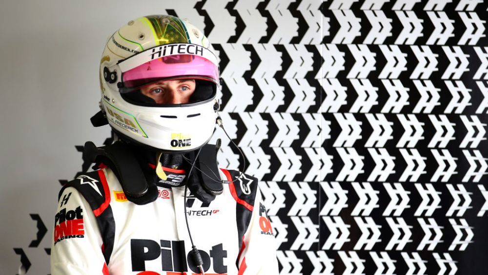 Cool racing helmet designs outlet