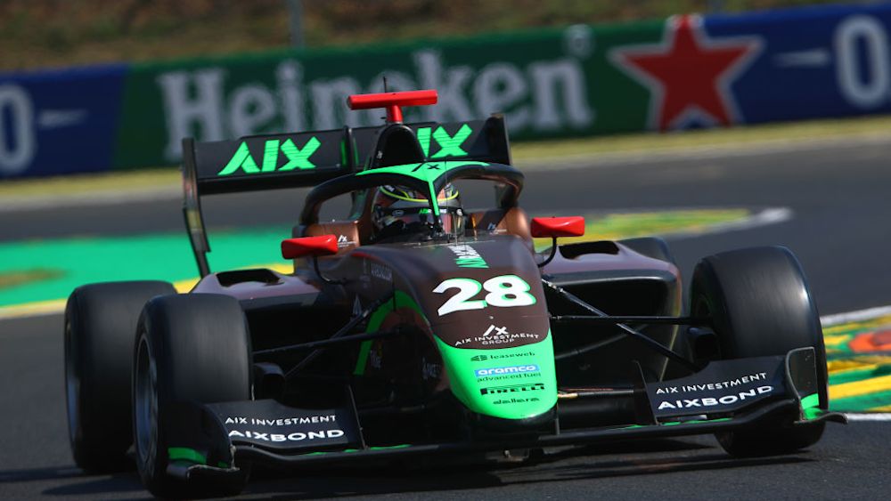 Dufek lideró un 1-2-3 de AIX Racing después de la primera serie de vueltas en la clasificación.