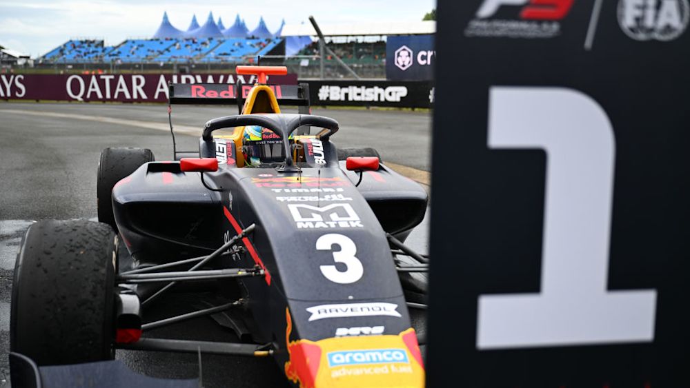 Lindblad won both races at on home soil at Silverstone
