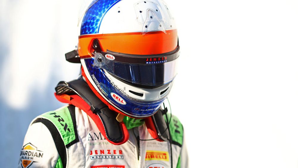 Esterson would have trophies that feature the iconic New York buildings