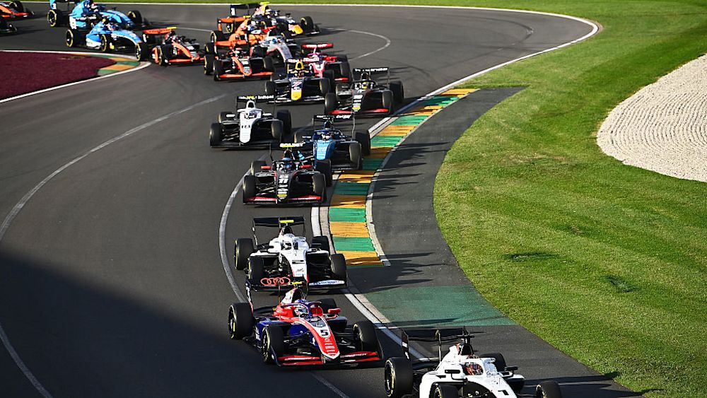 Slaters good start saw him get ahead of Ugochukwu to take P2 on the opening lap