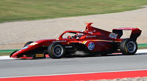 Maya Weug handed grid penalty for Barcelona Race 2