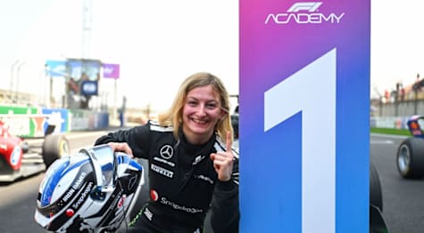 RACE 2 Pin charges to dominant victory in Shanghai ahead of Weug