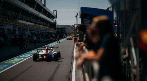 Who are the 2026 F1 ACADEMY teams?