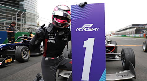 RACE 2 Felbermayr seizes sensational victory in action-packed Shanghai race