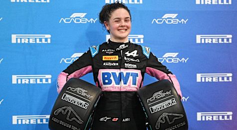 QUALIFYING Pulling sweeps all three pole positions in Abu Dhabi as Chambers joins her on the front row