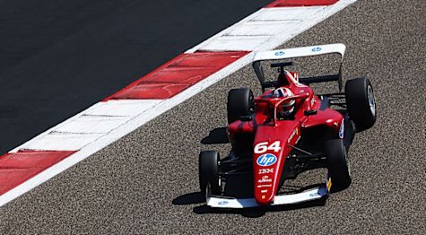 Weug sweeps the opening day of Bahrain in-season testing