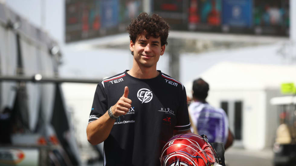 Cem Bölükbasi sobre como ele criou seu primeiro capacete