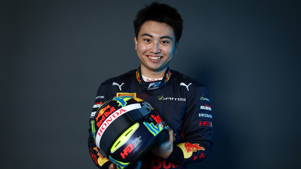 "Eu não estaria onde estou sem a Escola de Corrida Suzuka" - Ayumu Iwasa sobre os momentos que o fizeram