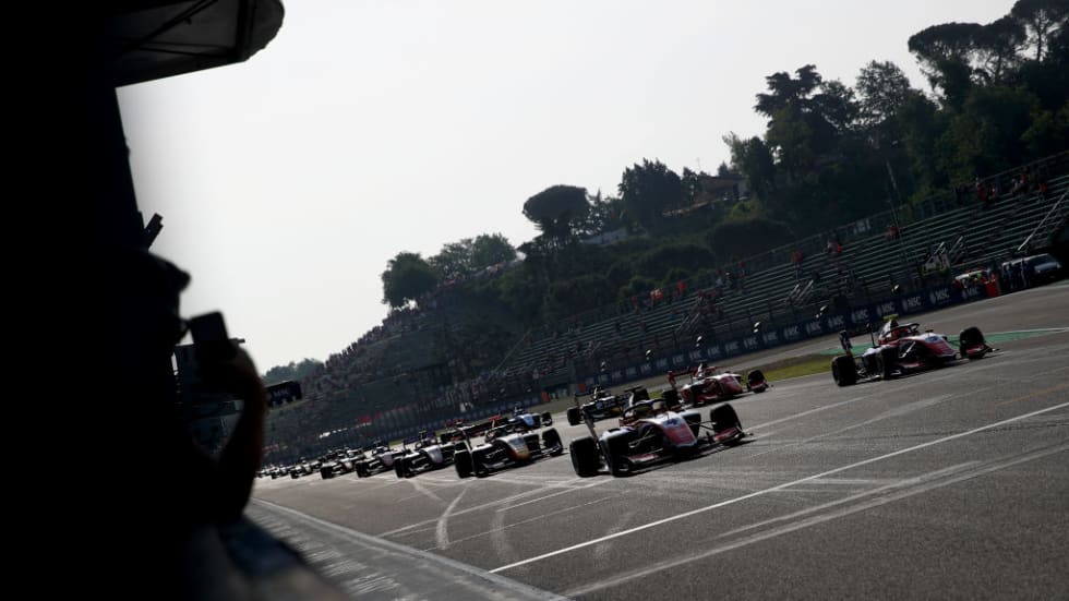 HIGHLIGHTS: Meguetounif wins Imola Feature Race for Trident