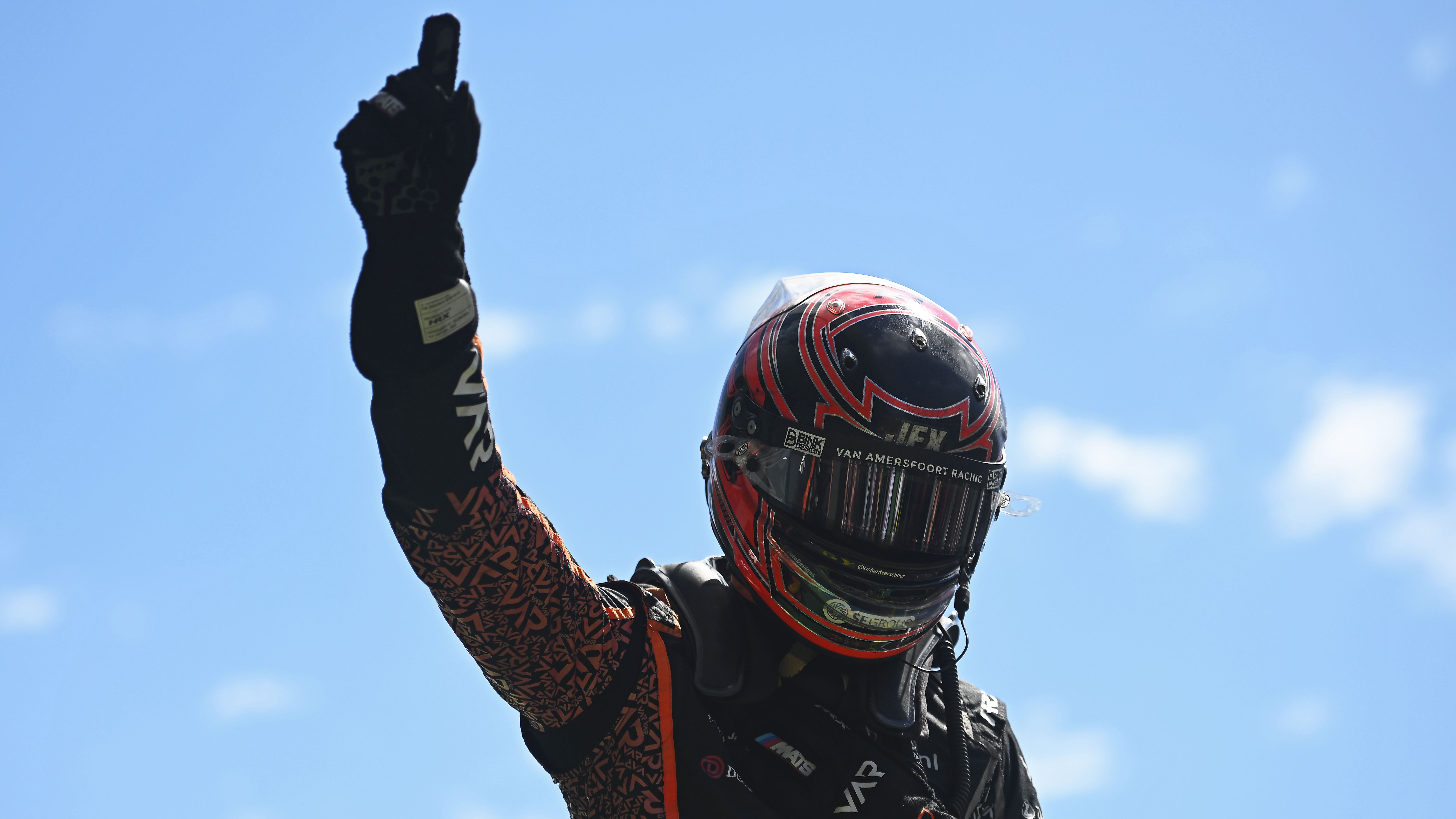 F2 - Richard Verschoor gets Spielberg redemption in frenetic final lap