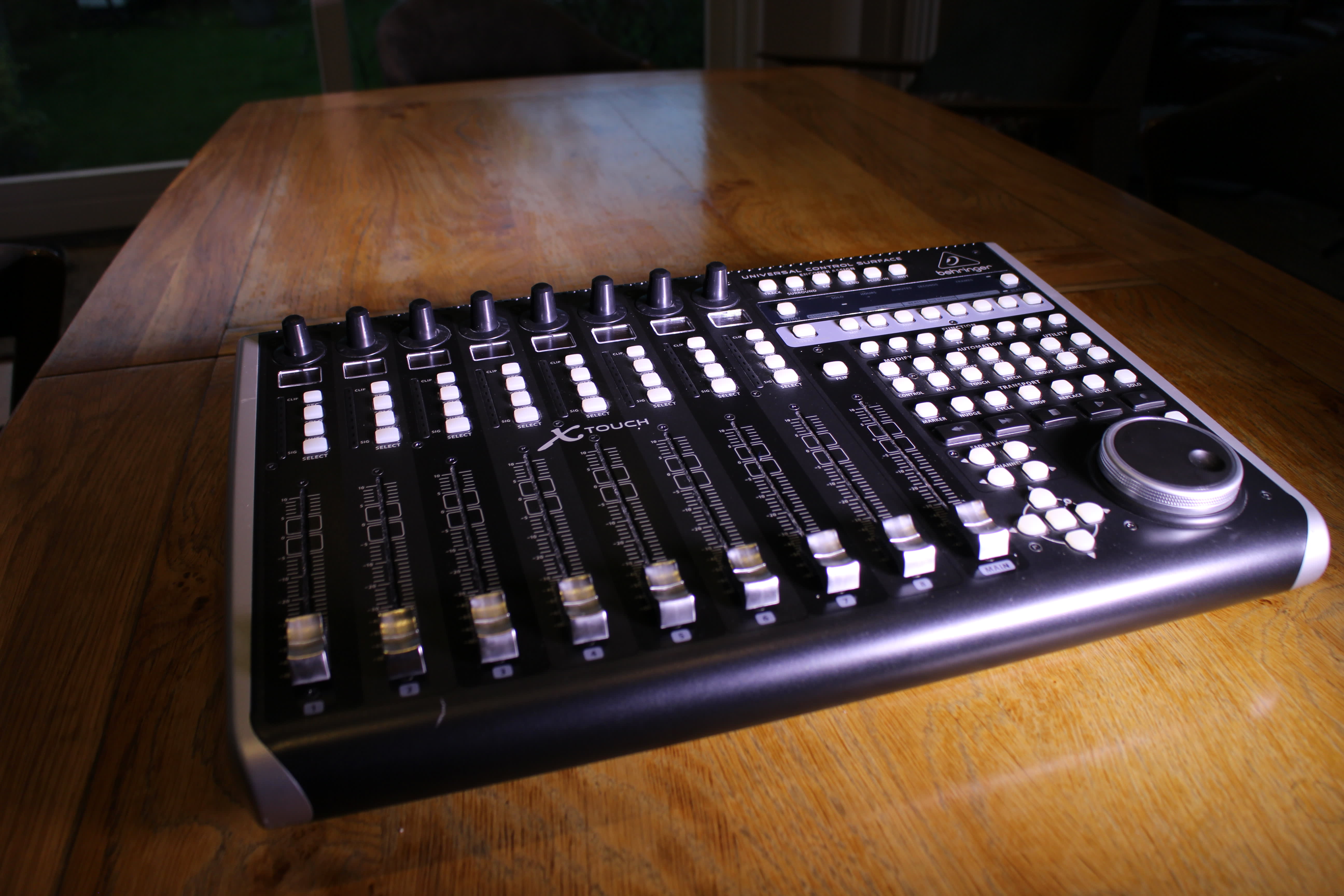 Behringer X-Touch Control Surface