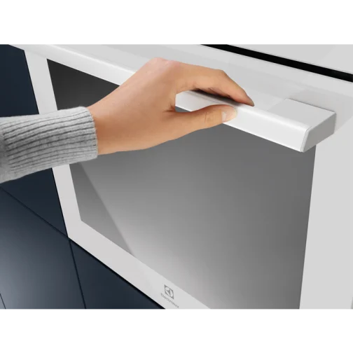 Electrolux EOC6P77V - фото 5