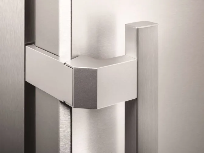 Liebherr CNef 4815 - фото 11