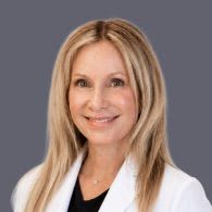 Photo of Jennifer Gordon, Epica Beauty reviewer