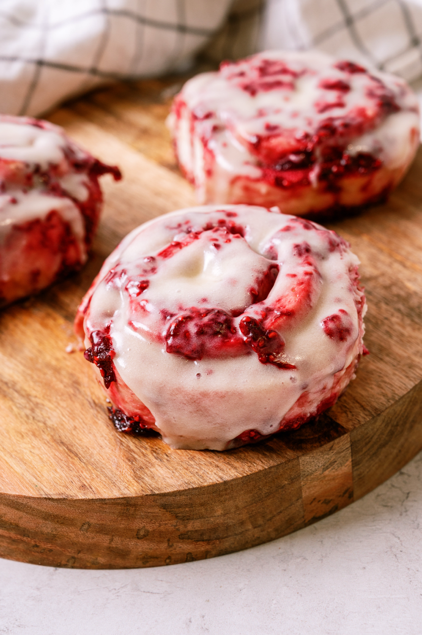 Raspberry Rolls 4 count