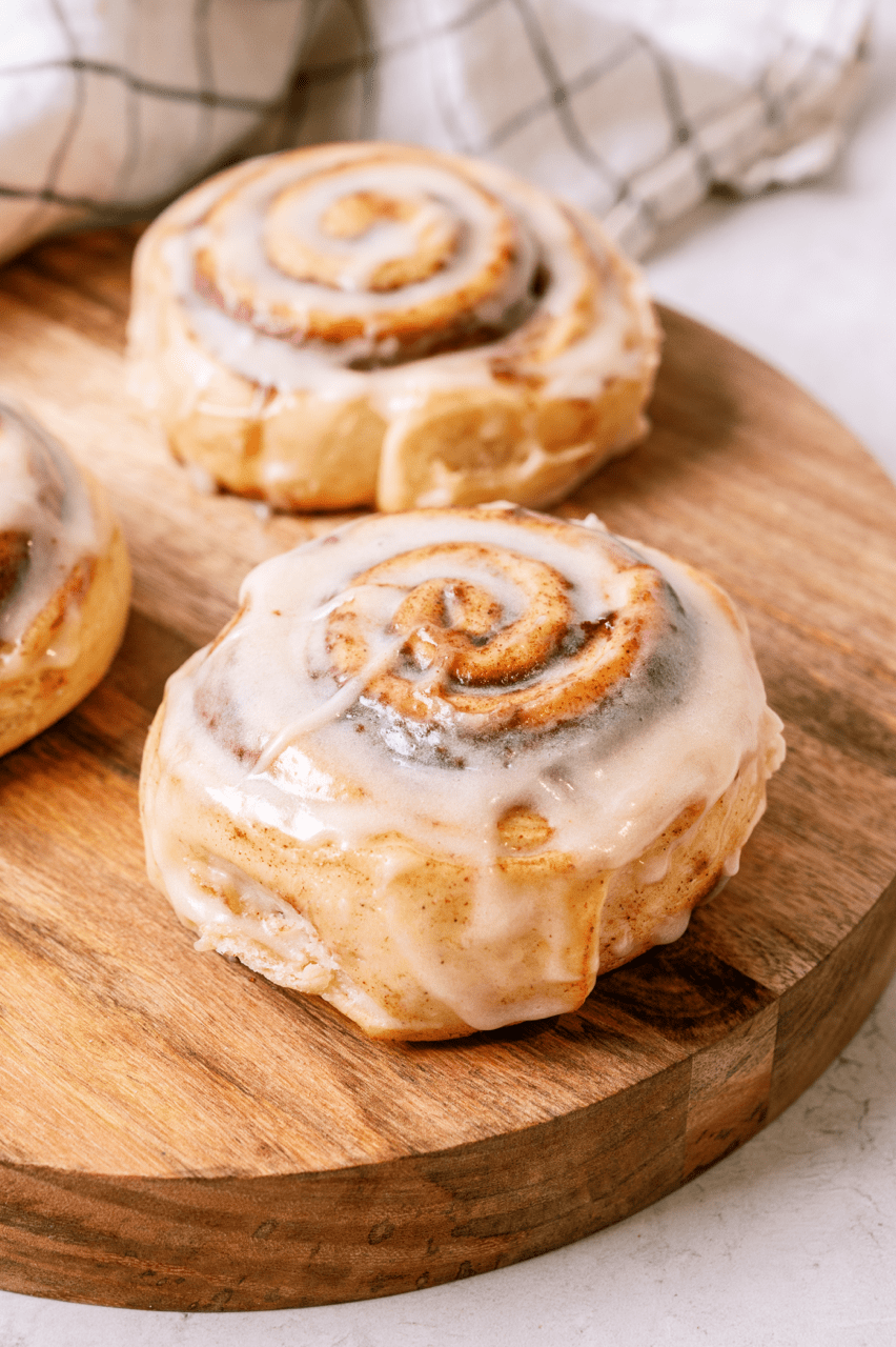 Cinnamon Roll 4 count