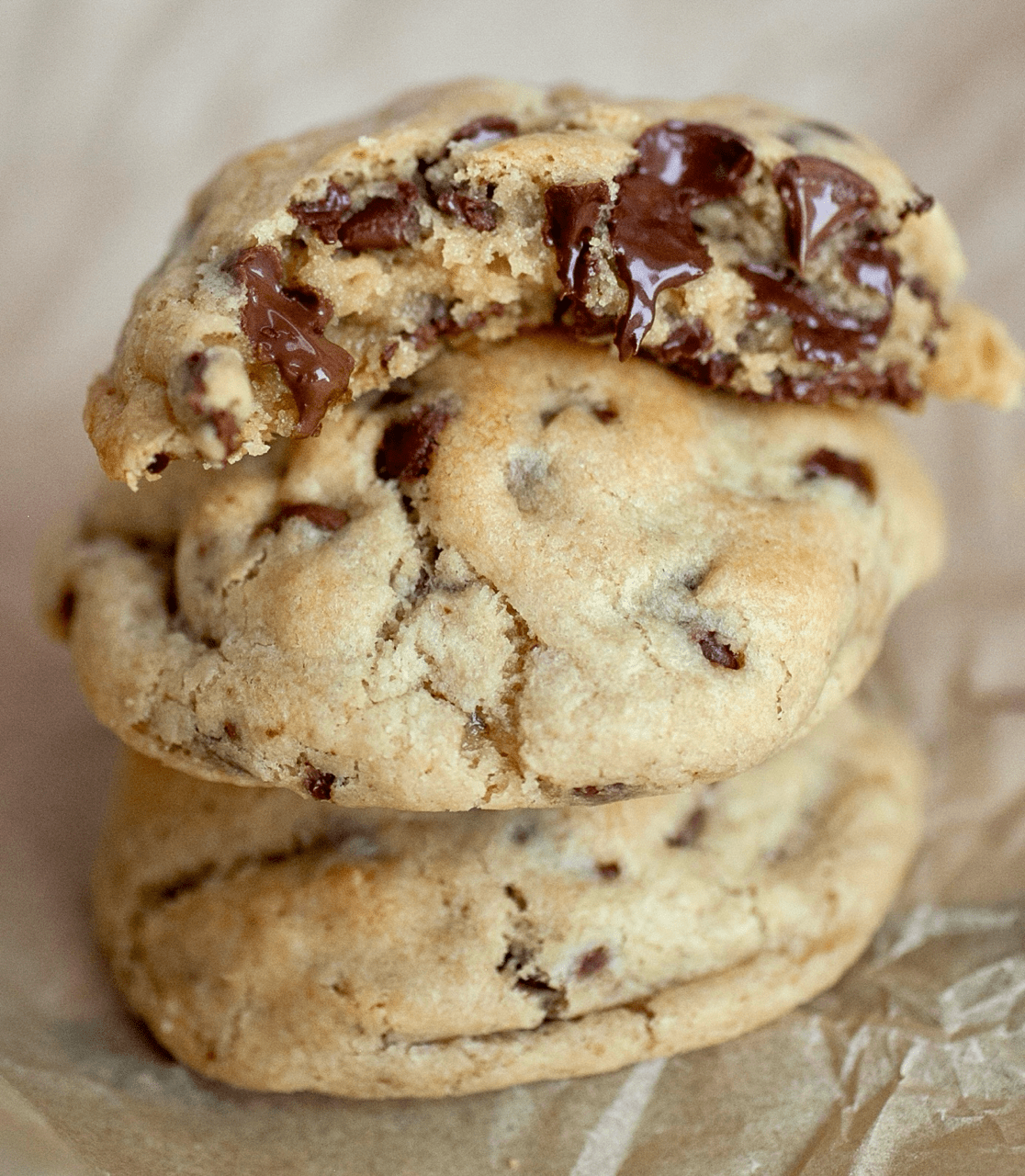 GLUTEN-FREE Chocolate Chip Cookie