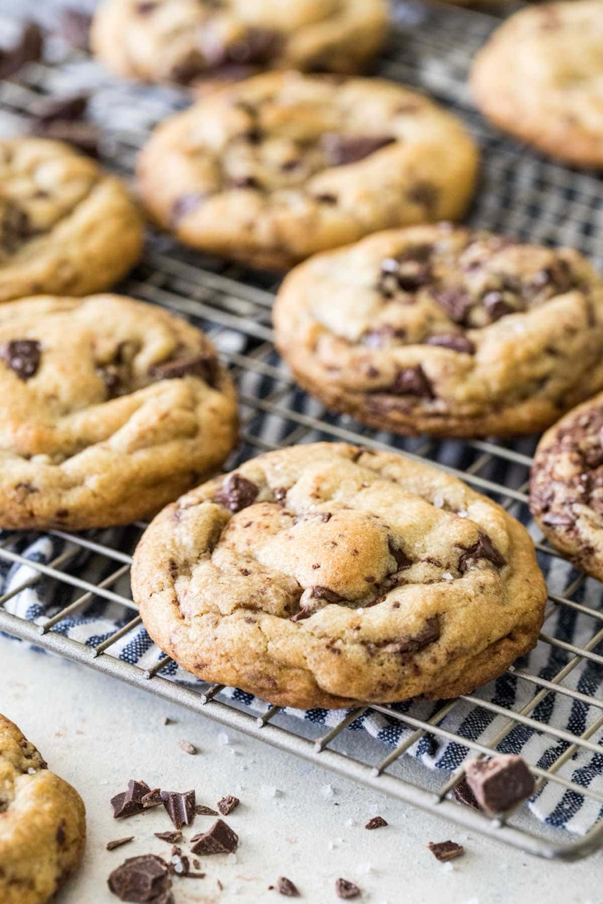 Browned Butter Chocolate Chip Cookies ( 4 cookies)
