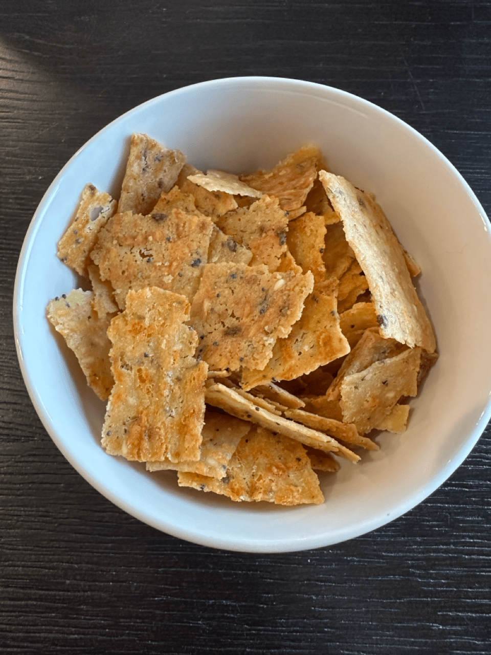 Artisan Cheesy Sourdough Crackers (3.5 oz)