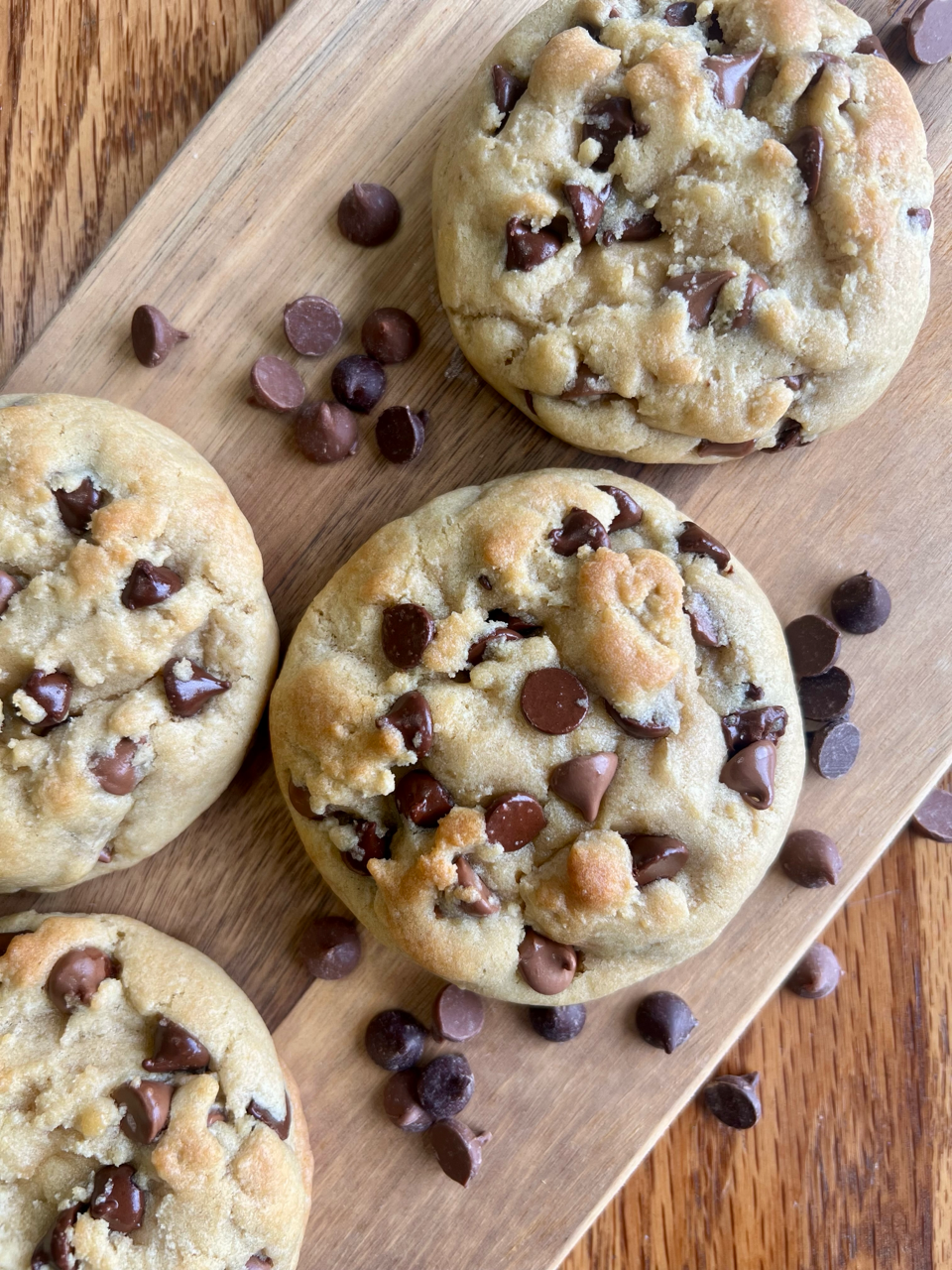 6 Chocolate Chip Cookies (half size)