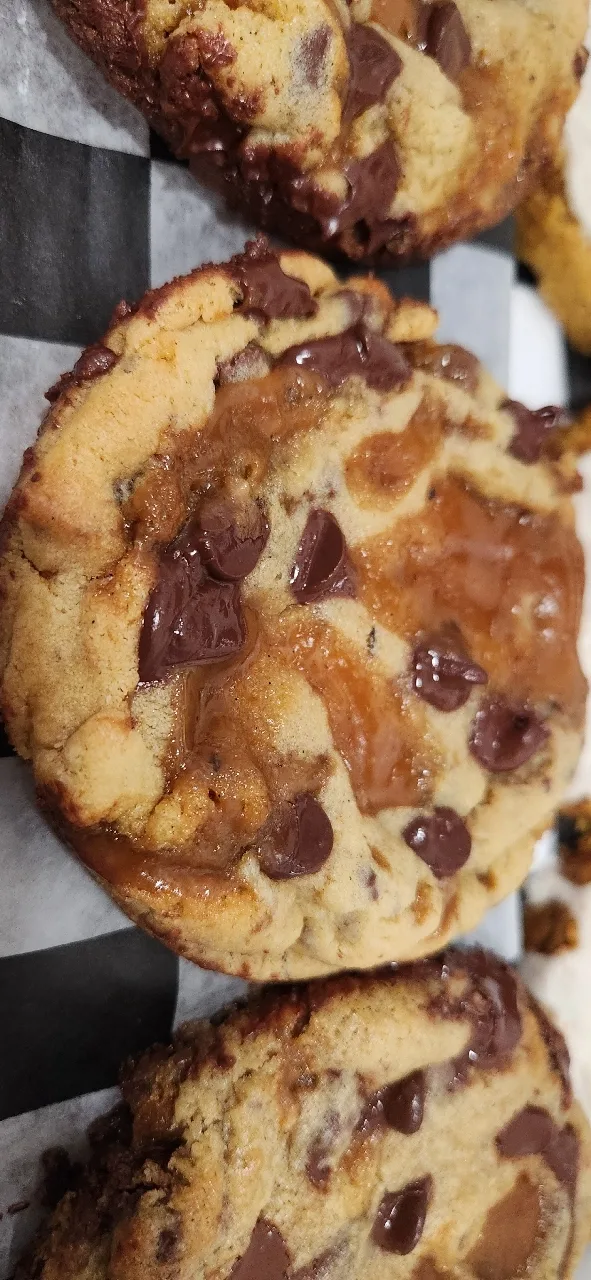 Large Chocolate Chip Cookie