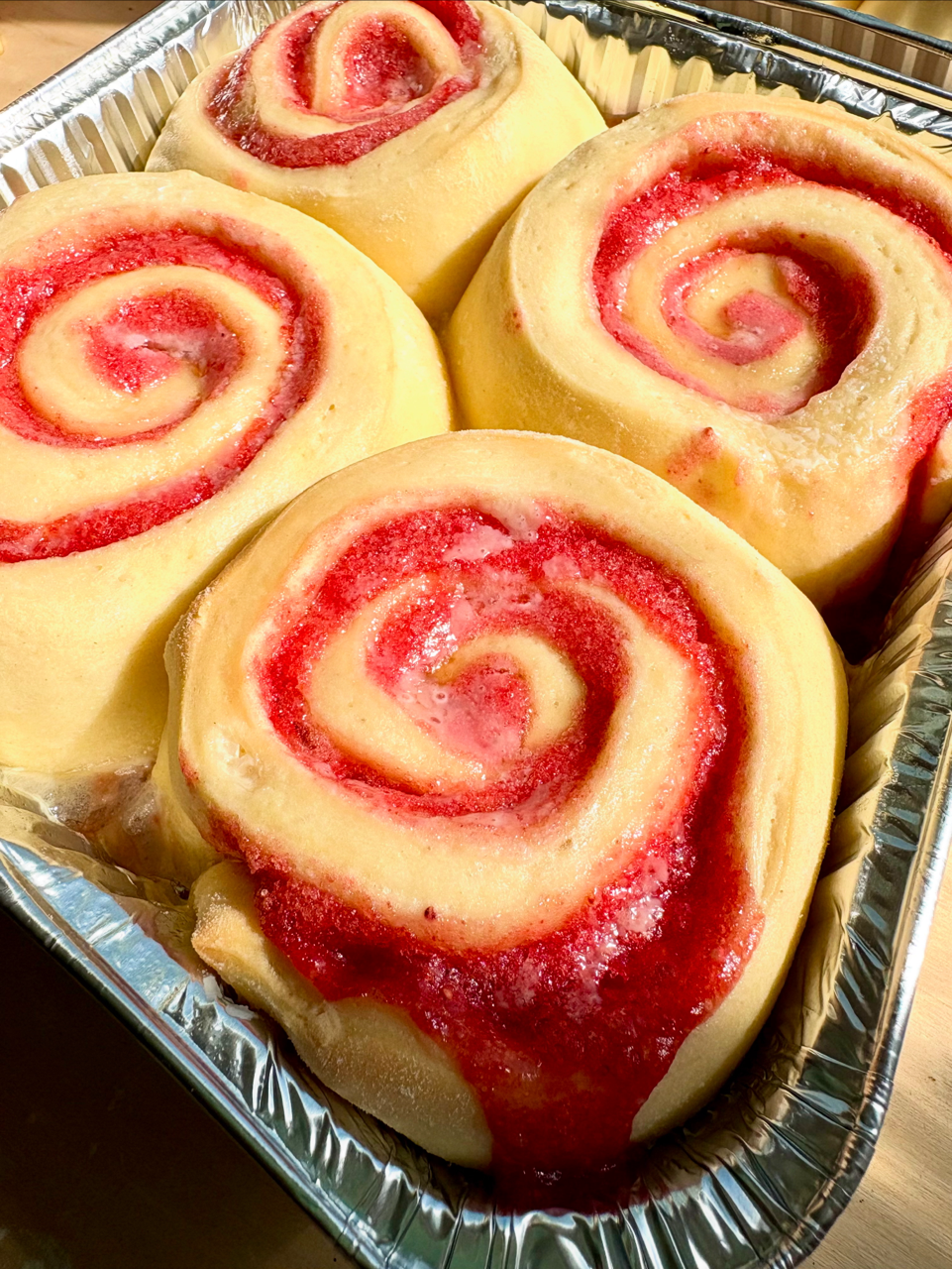 Strawberry Rolls (4 count)