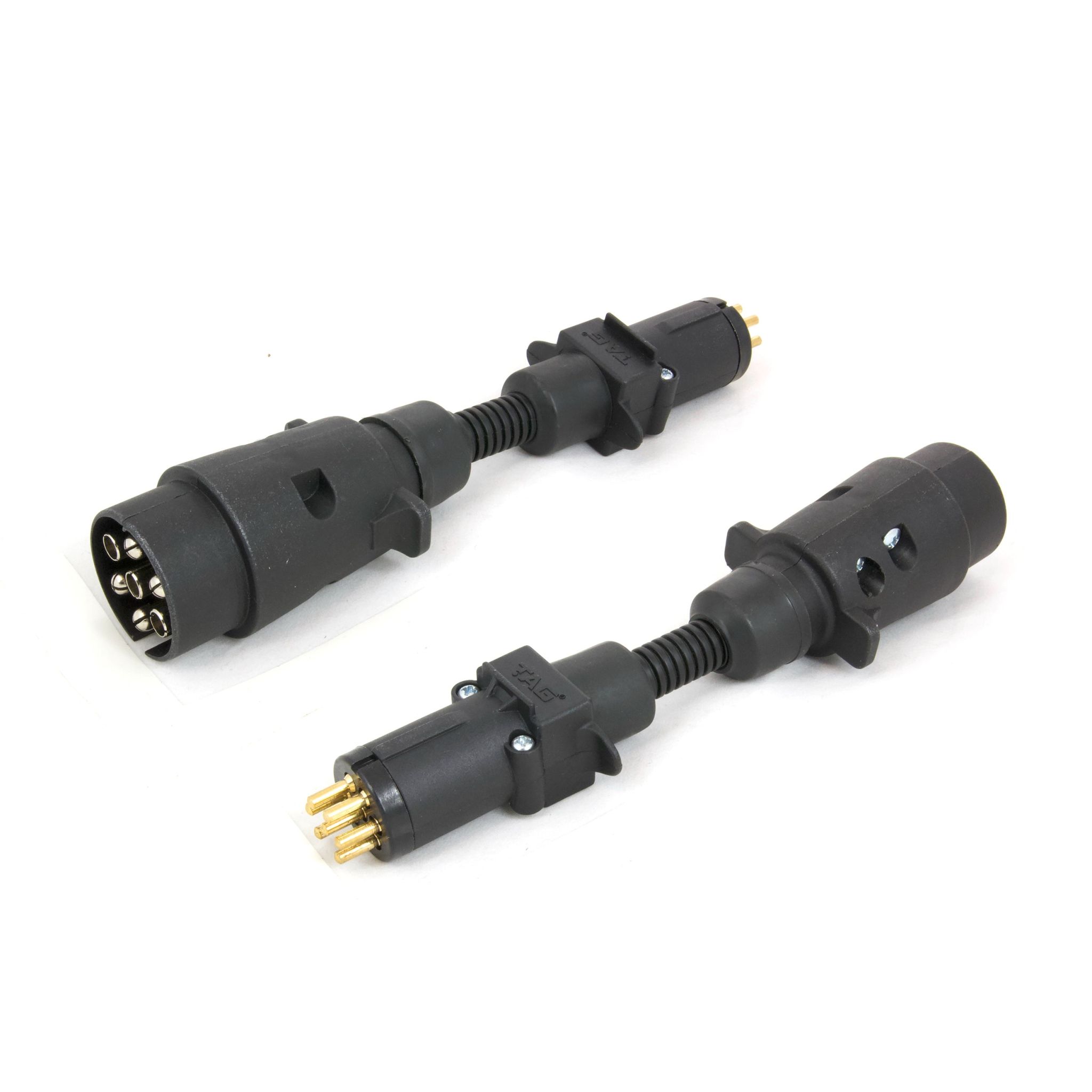 TAG Pulse Trailer Adapter - 7 Pin Large Round Plug to 7 Pin Small Round Socket