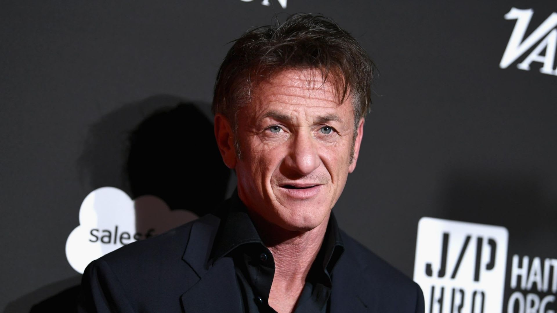 Sean Penn si sposa … con Zoom!