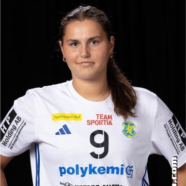 Ella Larsson