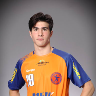 Aron Kelecsényi