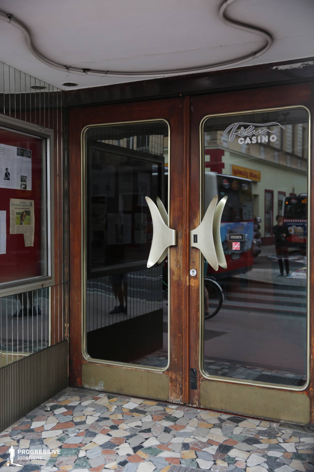 Locations in Austria: Entrance with Art Deco Door, Filmcasino