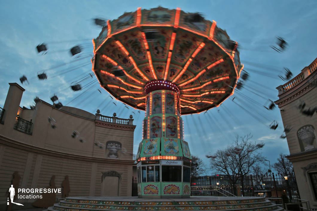 Locations in Austria: Flying Carousel, Amusement Park