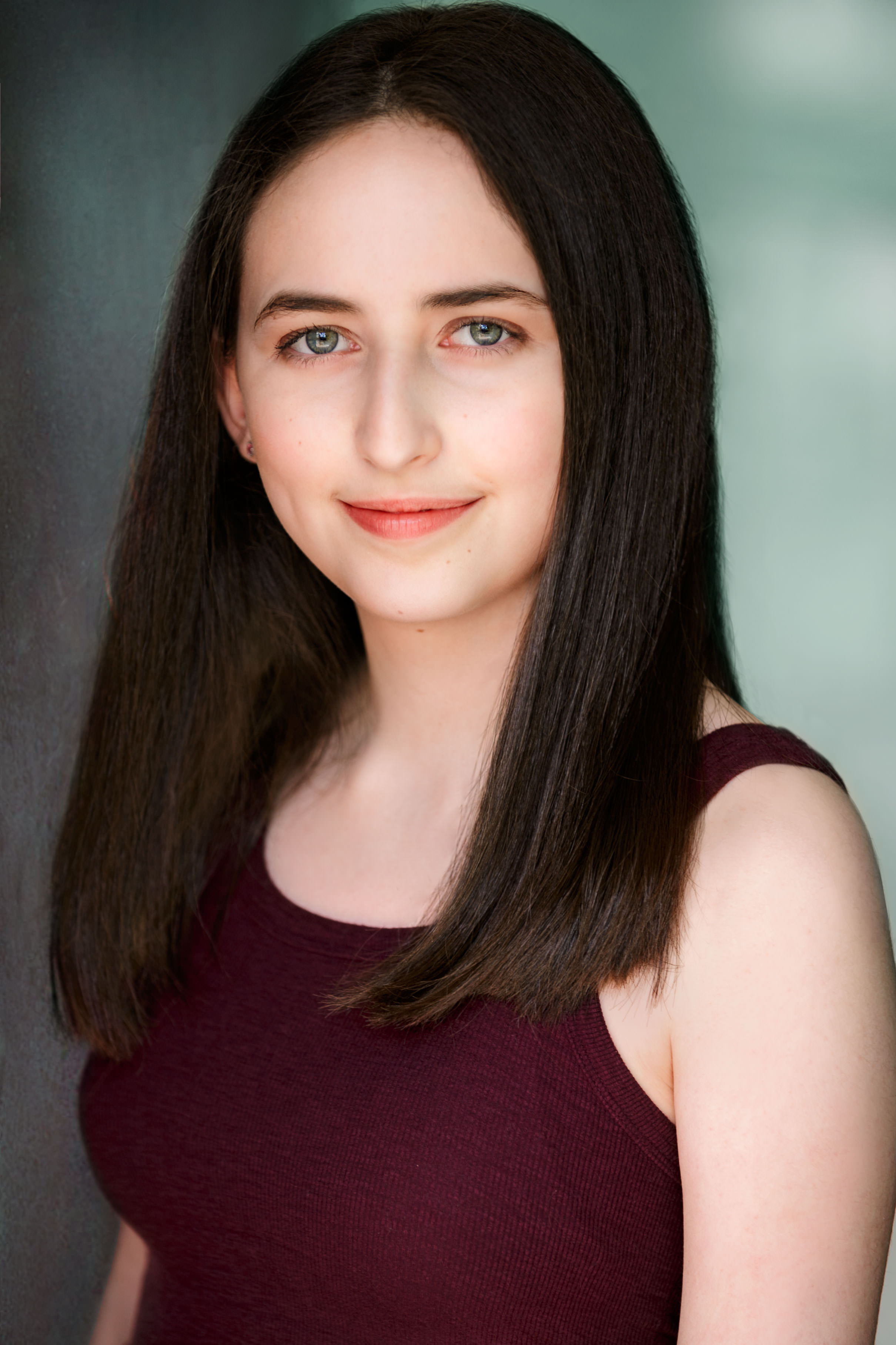 Ella Stern's Instagram, Twitter & Facebook on IDCrawl