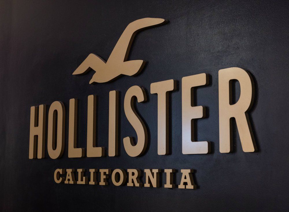 Hollister Co. - The Gardens Mall