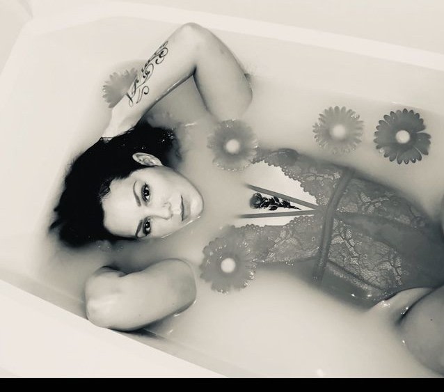 Heather Glenn - Gallery Image 8