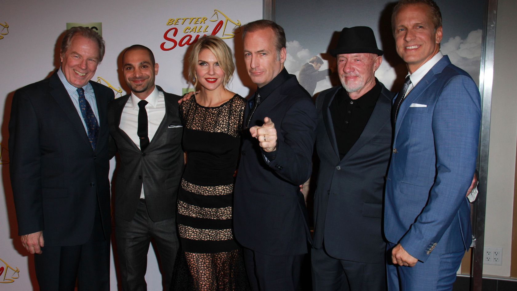  Better Call Saul - The Complete Series : Bob Odenkirk, Jonathan  Banks, Patrick Fabian: Movies & TV