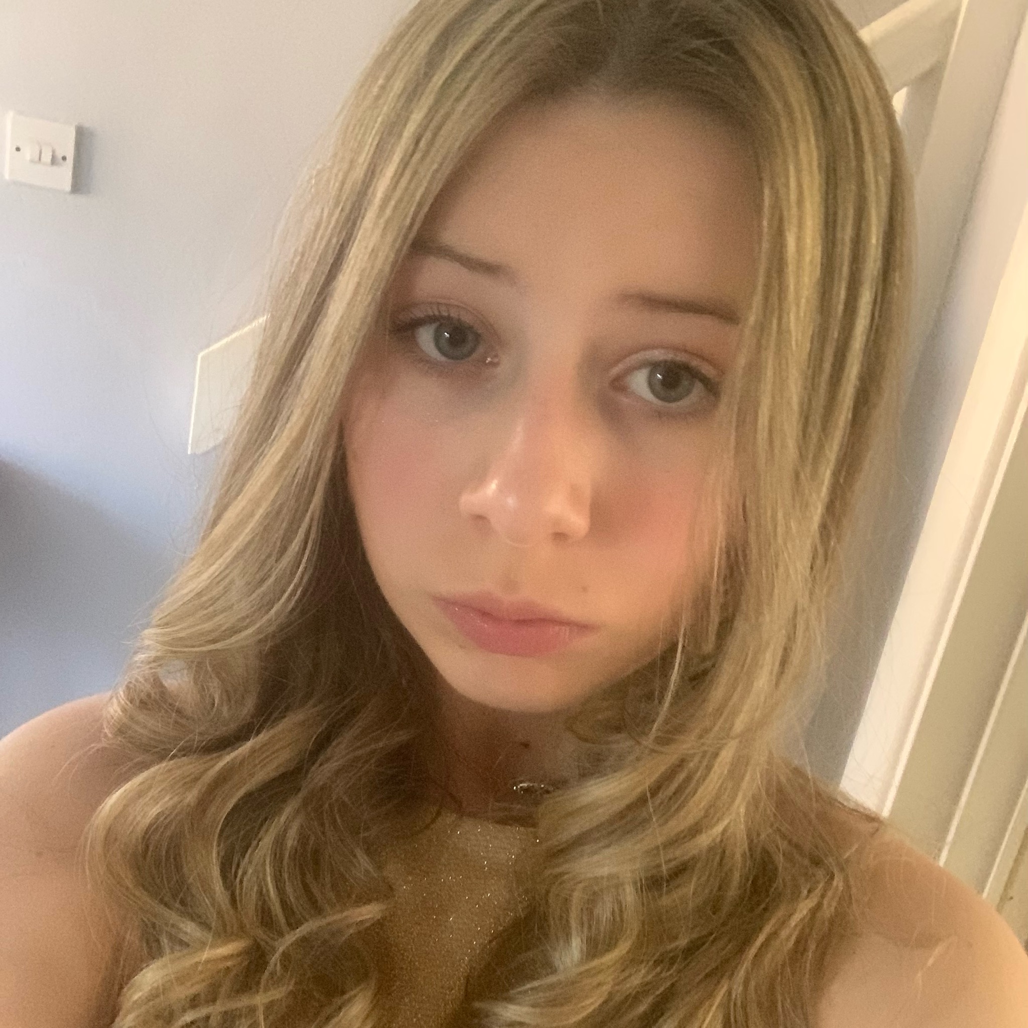 Ellie Lorèn - Profile Photo