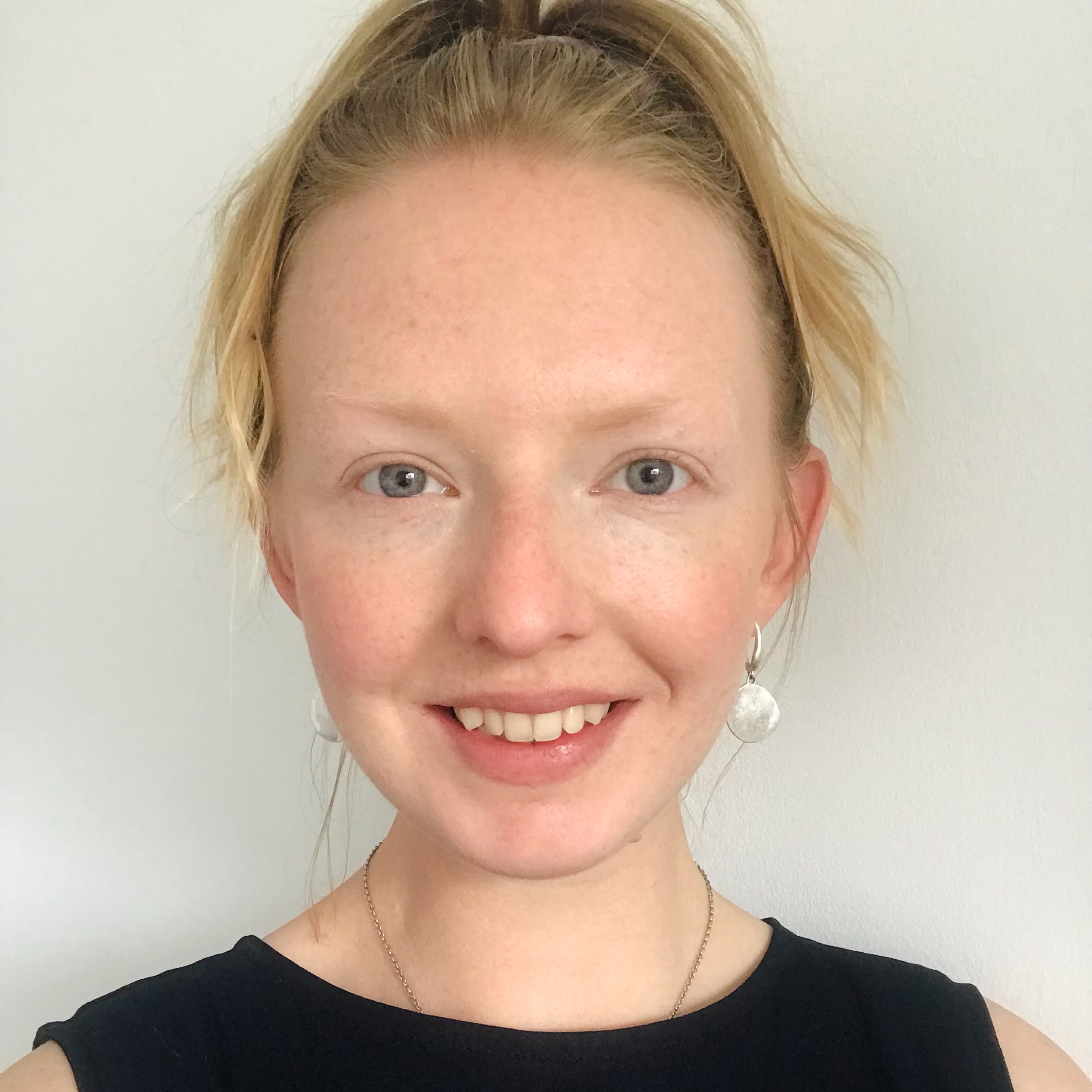 Elizabeth Cahill - Profile Photo