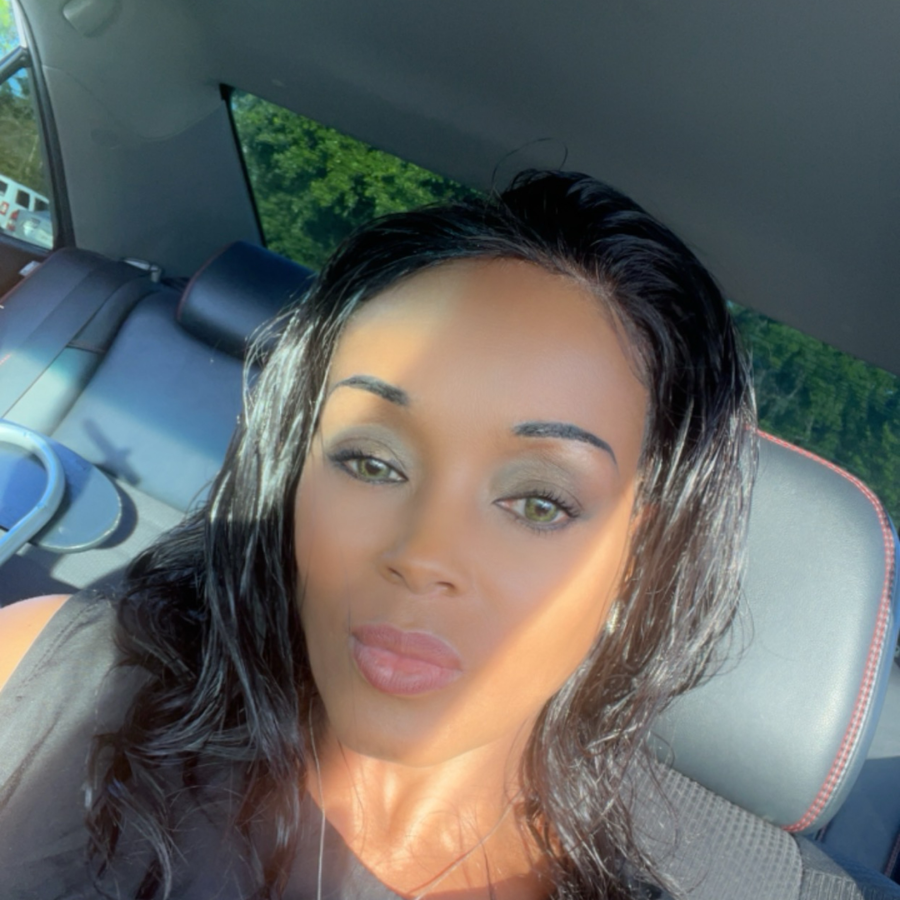 Shawna Lee - Profile Photo