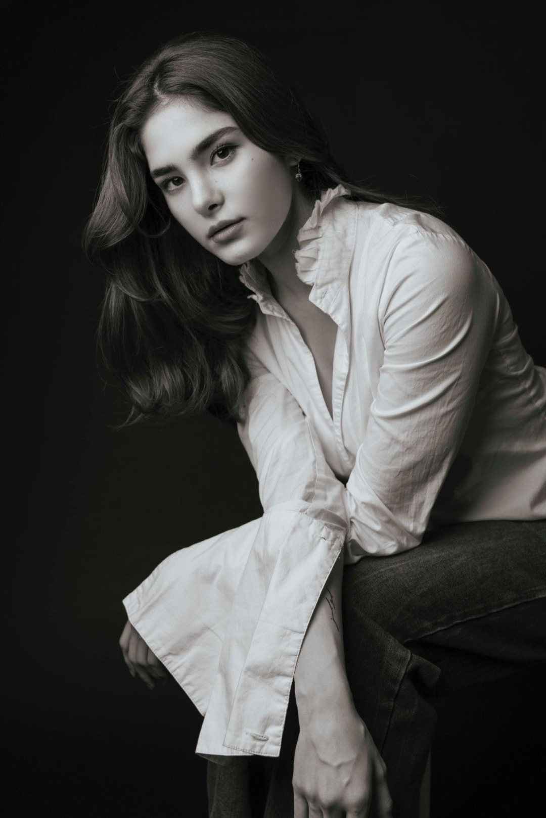 Negin Poure - Project Casting Gallery Image 4 Negin Poure - Gallery Image 4