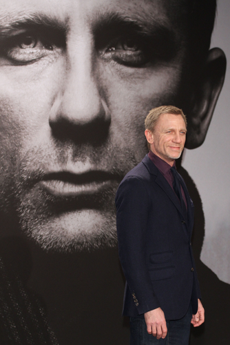 BERLIN, GERMANY - JANUARY 05: Daniel Craig attends the 'The Girl With The Dragon Tattoo' Germany Premiere at the Cinestar movie theater on January 5, 2012 in Berlin, Germany.