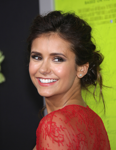 Nina Dobrev