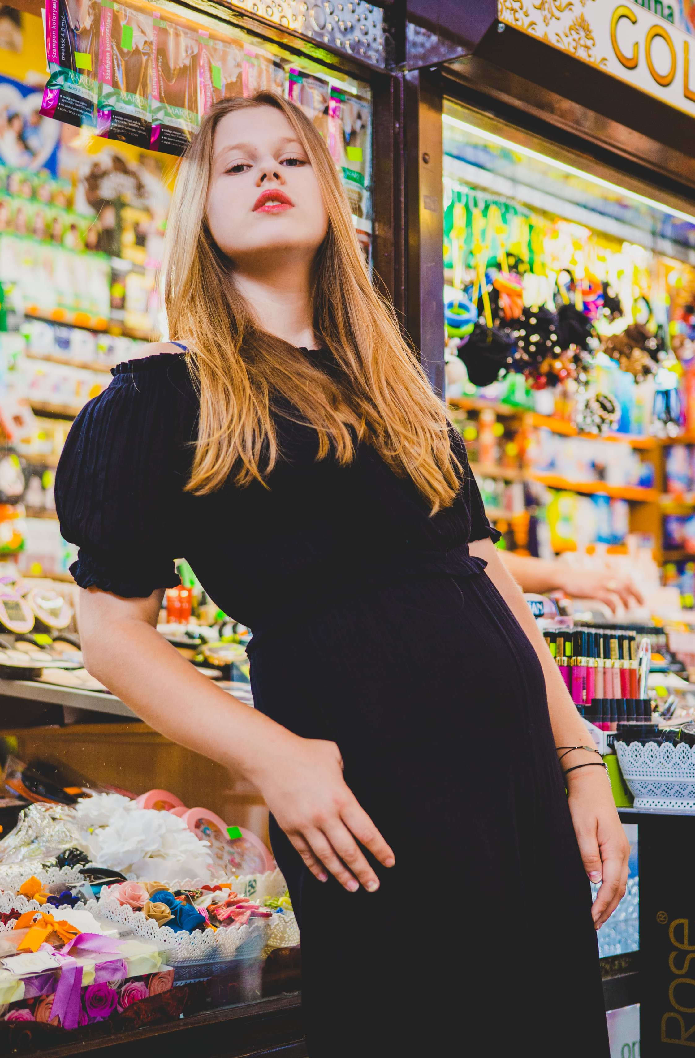 Julia  Wandelt - Profile Photo