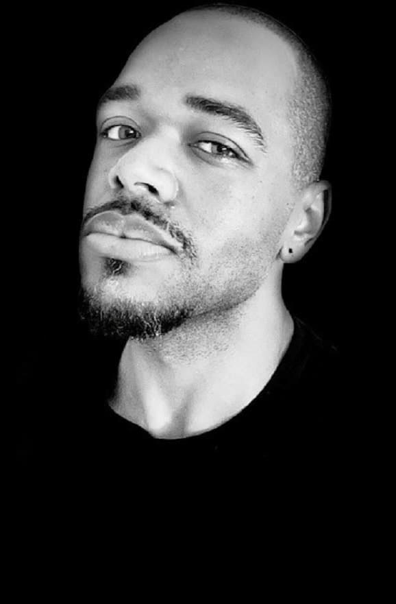 Damien Lowe - Profile Photo