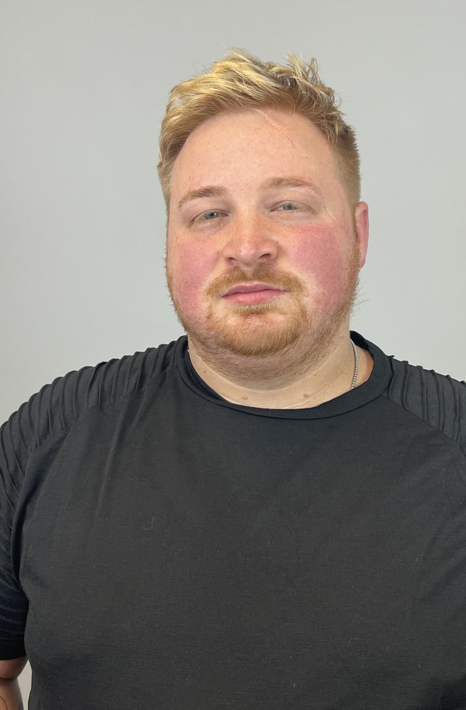 Robert Gracyk Professional Profile Photos And Videos On Project Casting