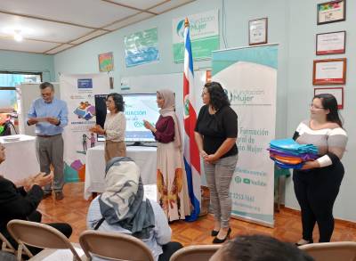 Photo 10 from Fundación Mujer