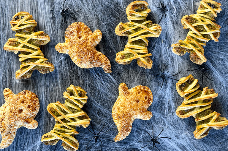 Spooky Jam Ghosts by Trina Eats